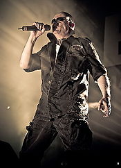 Andrew Eldritch2009.jpg