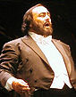 Luciano Pavarotti 15.06.02 cropped.jpg