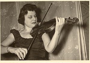 Pina Carmirelli.jpg